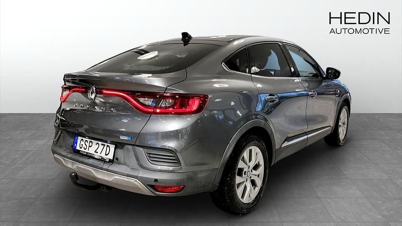 Begagnad Renault Arkana 94 HK (69 kW) 2022 Grå SUV