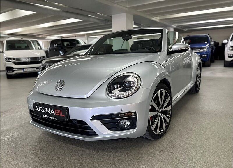 Silver Begagnad 2013 VW Beetle R-line Cab | 249 900 kr - Bild 1/4