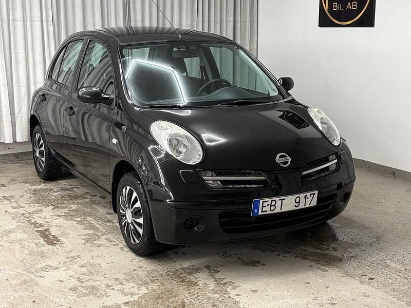 Svart Begagnad 2006 Nissan Micra Halvkombi | 24 900 kr (Marknadspris) - Bild 1/4