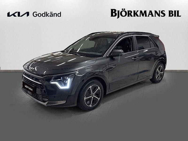 Grå (/agt/ interstellar grey) Begagnad 2024 Kia Niro Advance SUV | 369 000 kr (Lite dyr) - Bild 1/4