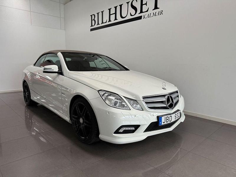 Vit Begagnad 2011 Mercedes E250 AMG Cab | 219 900 kr - Bild 1/4