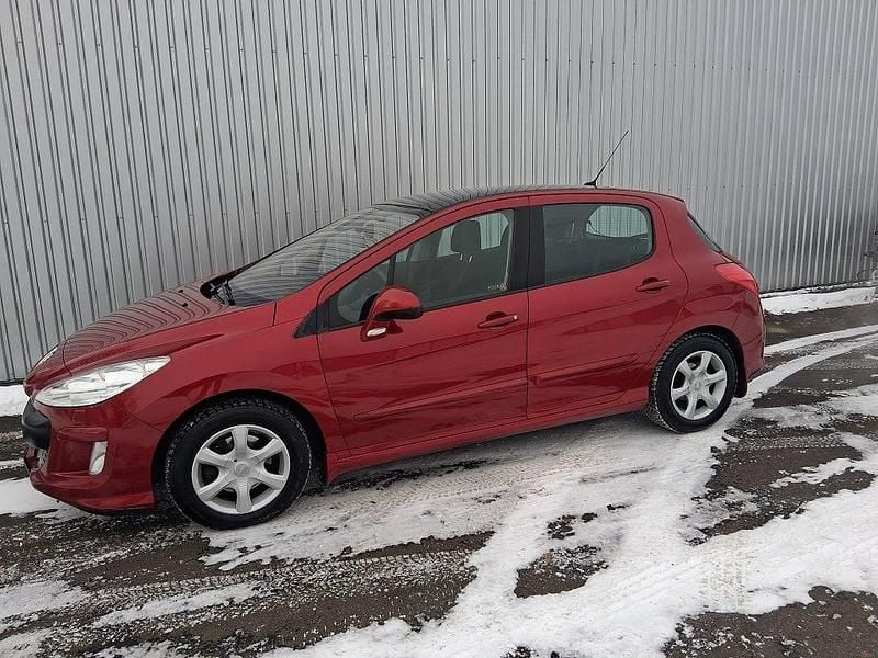 Röd Begagnad 2010 Peugeot 308 Halvkombi | 49 500 kr (Marknadspris) - Bild 1/4