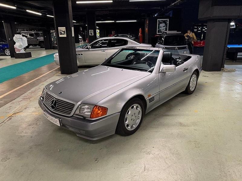 Silver Begagnad 1992 Mercedes SL500 Cab | 299 000 kr - Bild 1/4