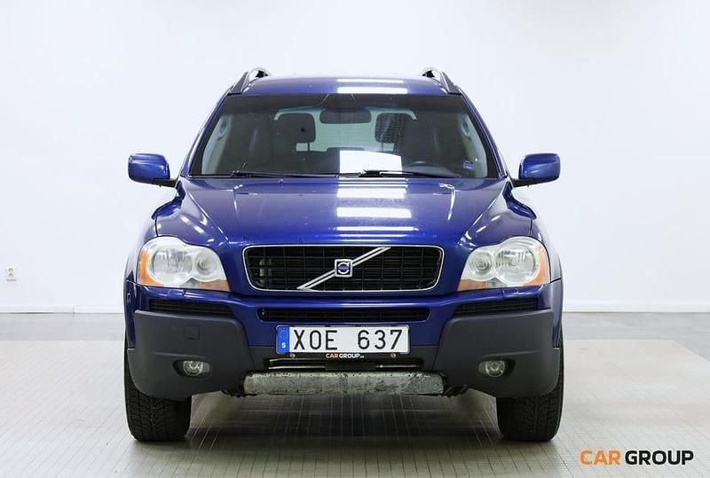 Blå Begagnad 2006 Volvo XC90 Ocean Race SUV | 59 900 kr (Marknadspris) - Bild 1/4
