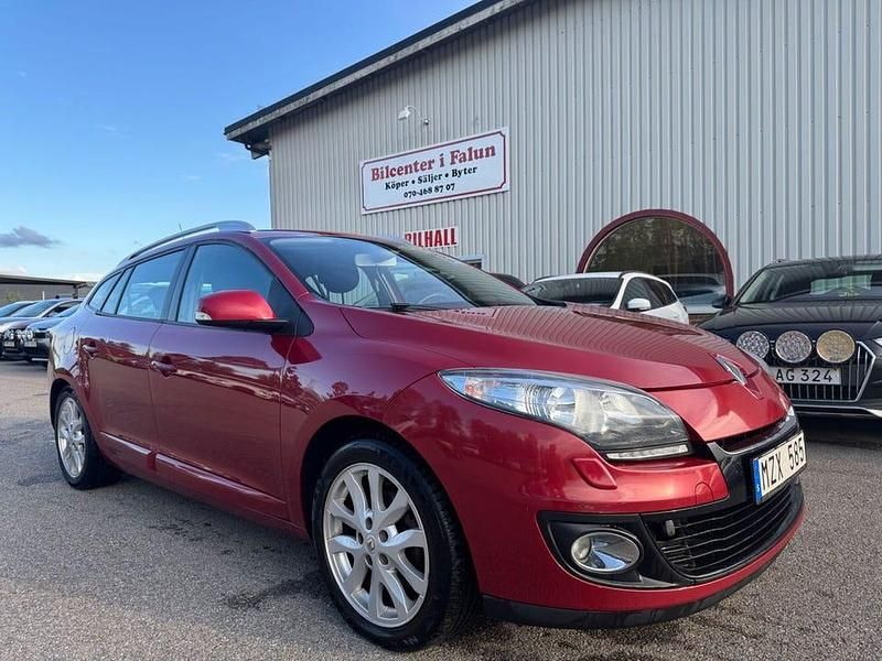 Begagnad Renault Mégane III 110 HK (80 kW) 2013 Röd