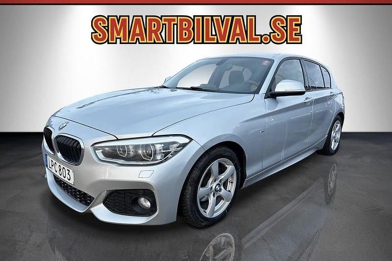 Begagnad BMW 118 M Sport 136 HK (100 kW) 2016 Silvermetallic Halvkombi