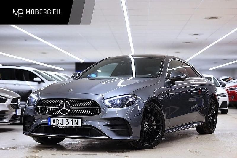 Grå Begagnad 2021 Mercedes E300 AMG Sportkupé | 369 900 kr (Superpris) - Bild 1/3