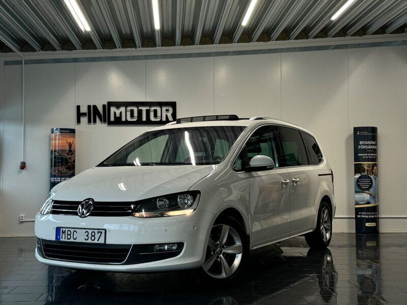 Vit Begagnad 2011 VW Sharan GT Minibuss | 125 900 kr (Lite dyr) - Bild 1/4