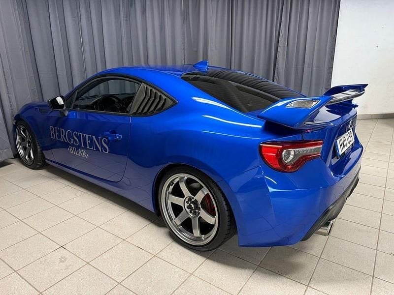 Begagnad Subaru BRZ 200 HK (147 kW) 2017 Blå Sportkupé