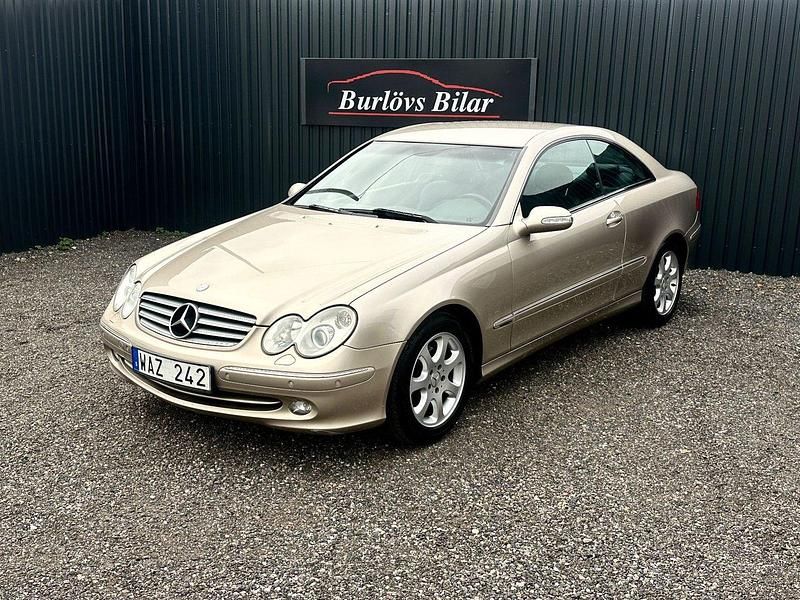 Ljusbrun Begagnad 2004 Mercedes CLK200 Sportkupé | 39 800 kr (Marknadspris) - Bild 1/4