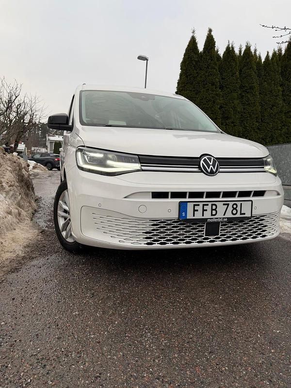 Begagnad 2022 VW Caddy Maxi Minibuss | 265 000 kr - Bild 1/4