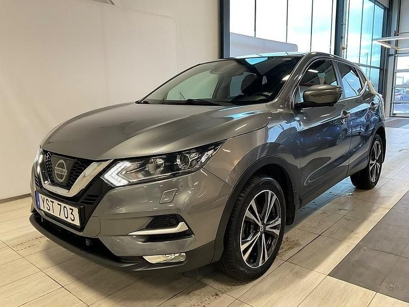 Begagnad Nissan Qashqai N-Connecta 116 HK (85 kW) 2017 Grå SUV