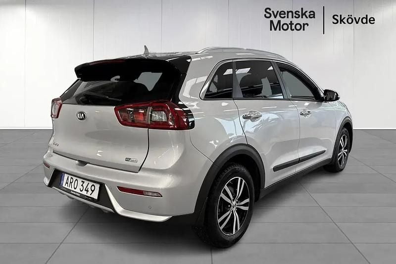 Begagnad Kia Niro Advance 143 HK (105 kW) 2019 Grå SUV