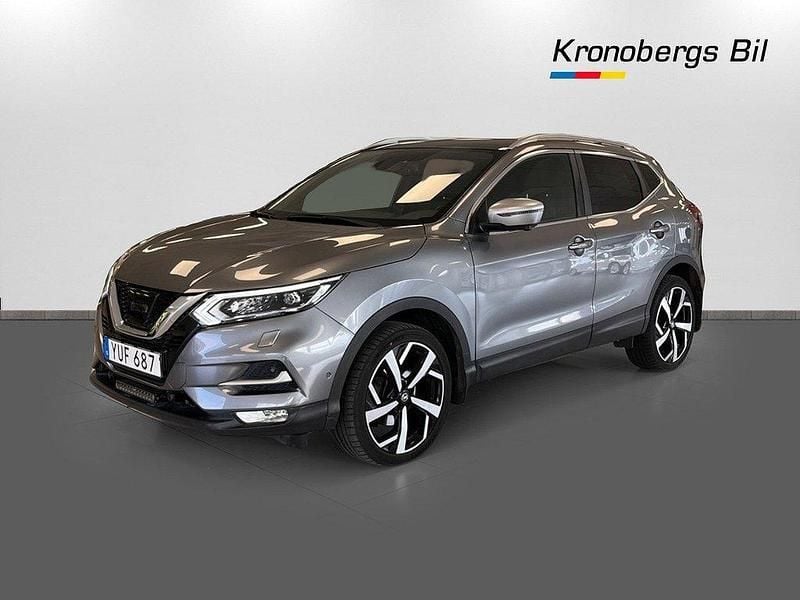 Grå metallic Begagnad 2017 Nissan Qashqai Tekna SUV | 179 900 kr (Marknadspris) - Bild 1/4