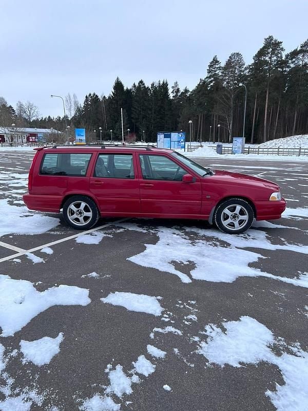 Begagnad Volvo V70 250 HK (183 kW) 1998 Kombi