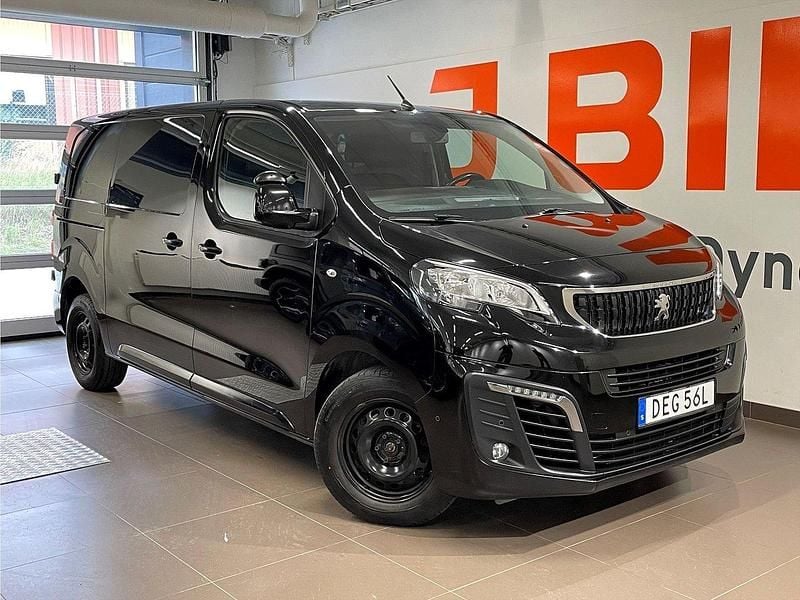 Svart Begagnad 2021 Peugeot Expert Van | 189 900 kr (Bra pris) - Bild 1/4