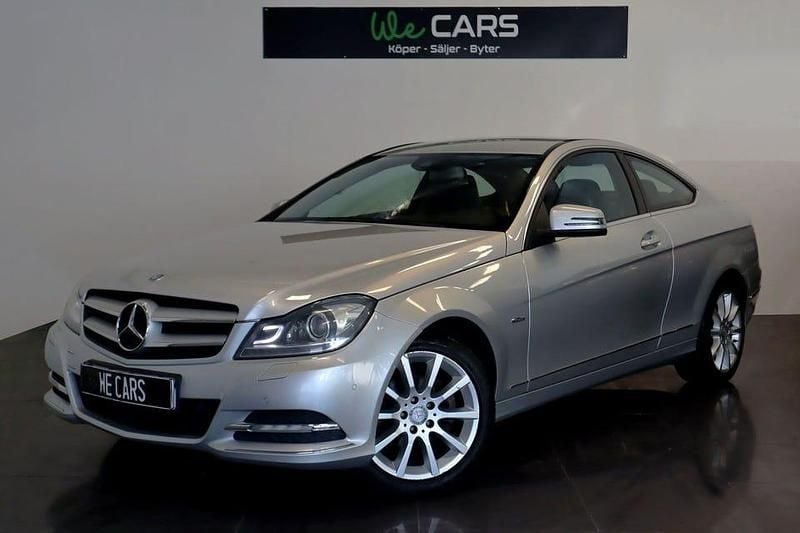 Silver Begagnad 2012 Mercedes C180 Sportkupé | 109 900 kr (Marknadspris) - Bild 1/4