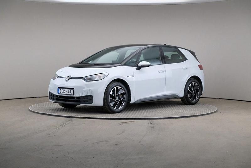 Vit Begagnad 2021 VW ID.3 Pro Performance Halvkombi | 239 000 kr (Marknadspris) - Bild 1/4