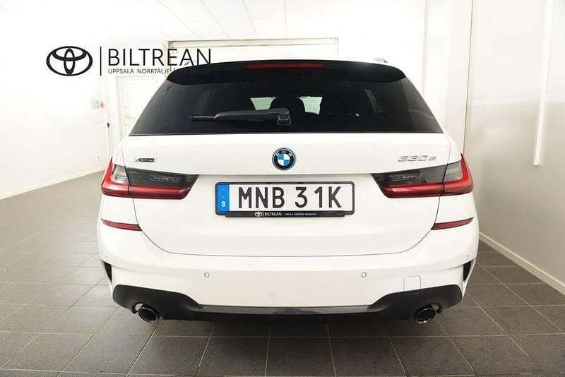 Begagnad BMW 330 M Sport 292 HK (214 kW) 2022 Vit Kombi