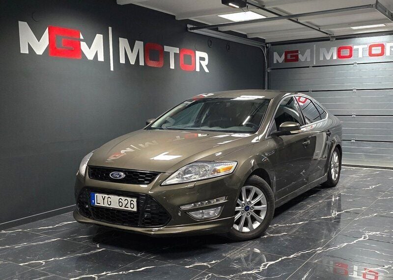 Grön Begagnad 2011 Ford Mondeo Business Edition Halvkombi | 79 900 kr (Lite dyr) - Bild 1/4