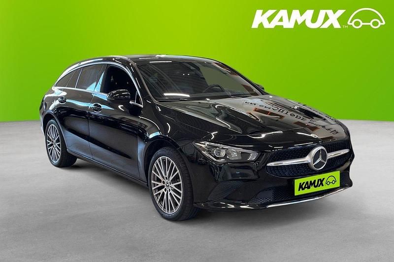 Svart Begagnad 2022 Mercedes CLA250e Shooting Brake Kombi | 318 700 kr (Bra pris) - Bild 1/3