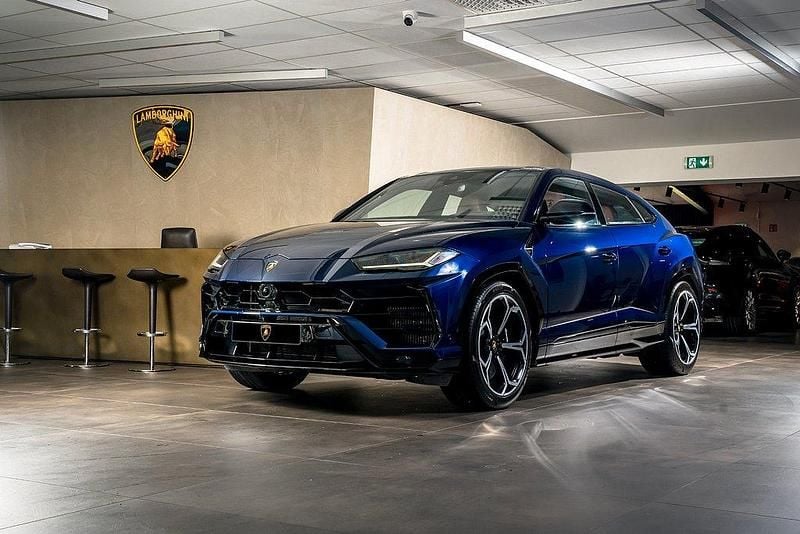 Blå Begagnad 2021 Lamborghini Urus SUV | 2 589 000 kr - Bild 1/4