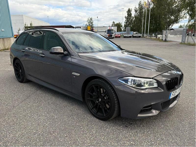 Brun Begagnad 2016 BMW 535 M Sport Kombi | 269 000 kr (Lite dyr) - Bild 1/4