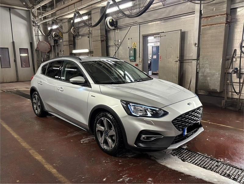 Begagnad Ford Focus Active 125 HK (91 kW) 2021 Halvkombi