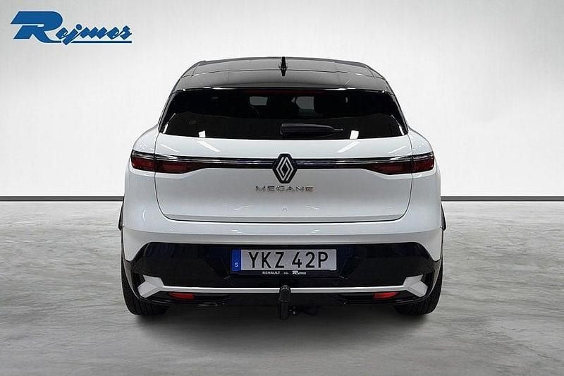 Begagnad Renault Mégane Techno 161 kW (220 HK) 2022 Vit Kombi