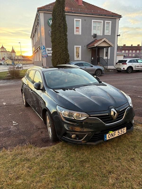 Begagnad 2019 Renault Mégane IV Kombi | 125 000 kr (Marknadspris) - Bild 1/2