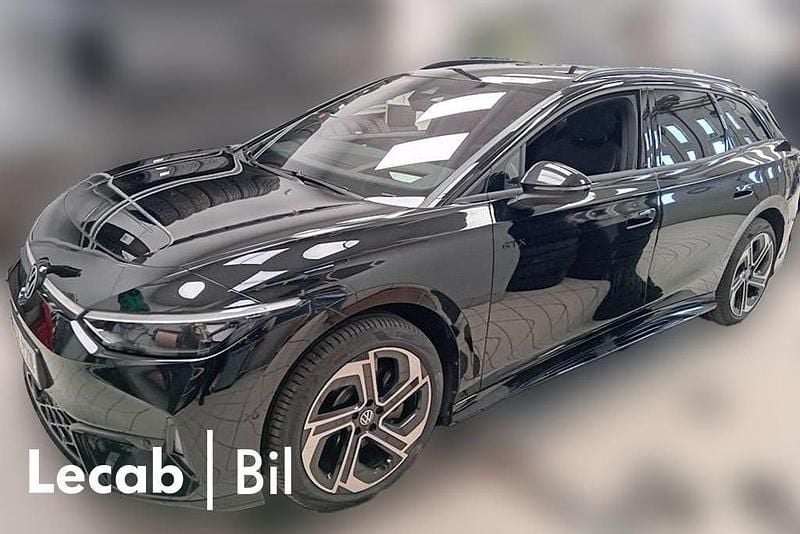 Svart (grenadilla black metallic) Begagnad 2025 VW ID.7 GTX Sedan | 639 500 kr - Bild 1/1
