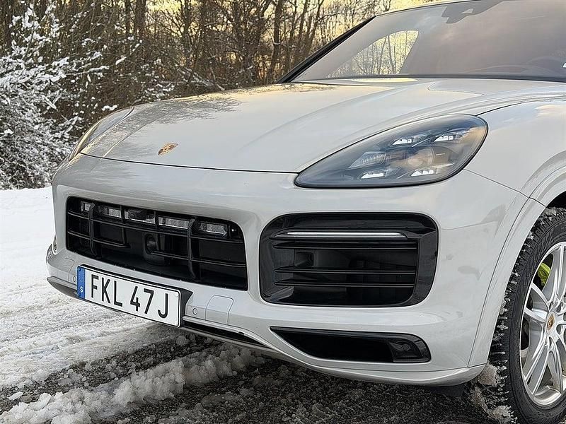 Begagnad Porsche Cayenne 340 HK (250 kW) 2020 Ljusgrå SUV