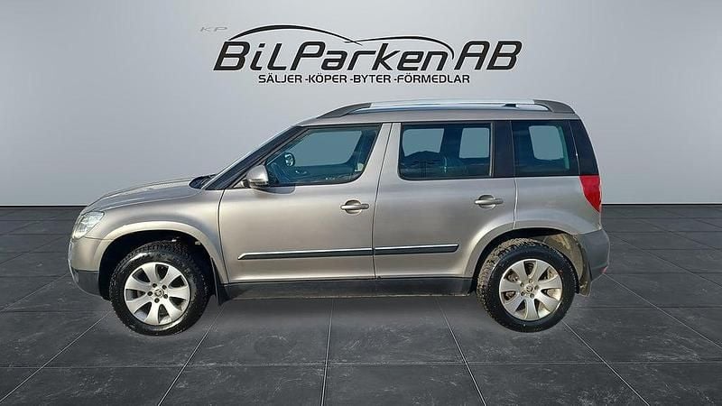 Begagnad Skoda Yeti Business Line 122 HK (89 kW) 2013 Brun SUV
