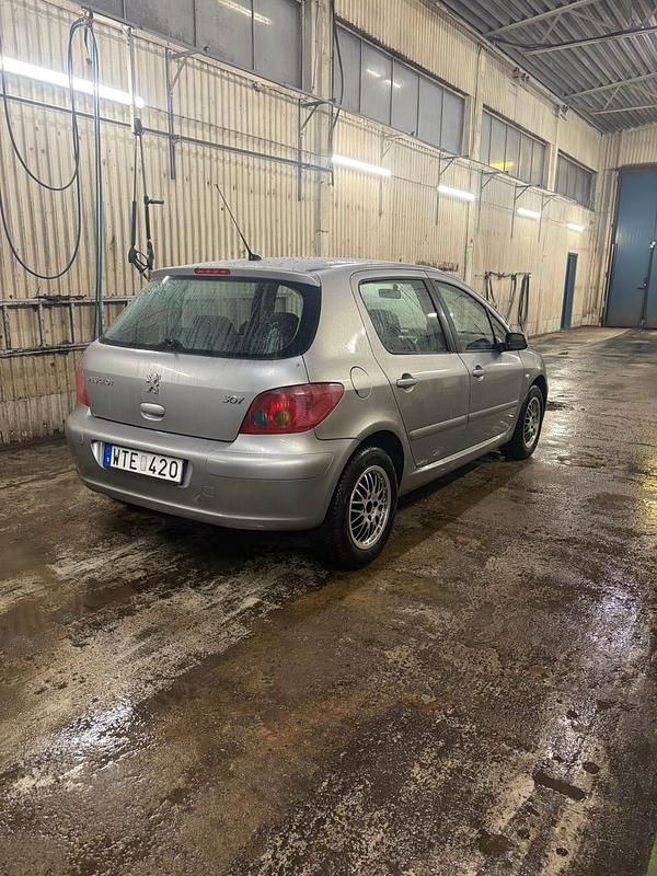 Begagnad Peugeot 307 140 HK (102 kW) 2005