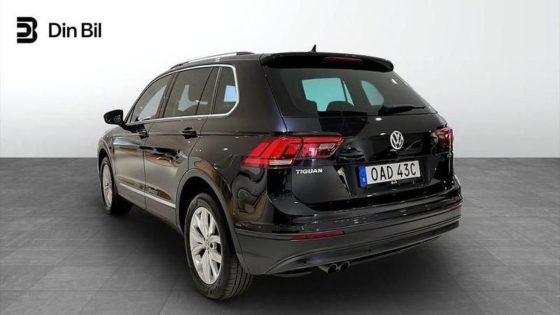 Begagnad VW Tiguan Comfortline 190 HK (139 kW) 2019 Svart SUV