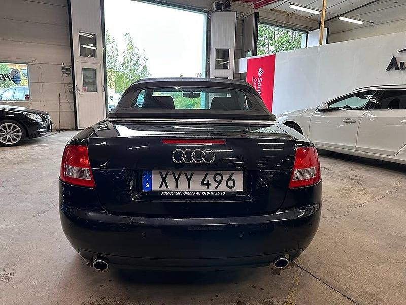 Begagnad Audi A4 Cabriolet 220 HK (161 kW) 2003 Svart Cab