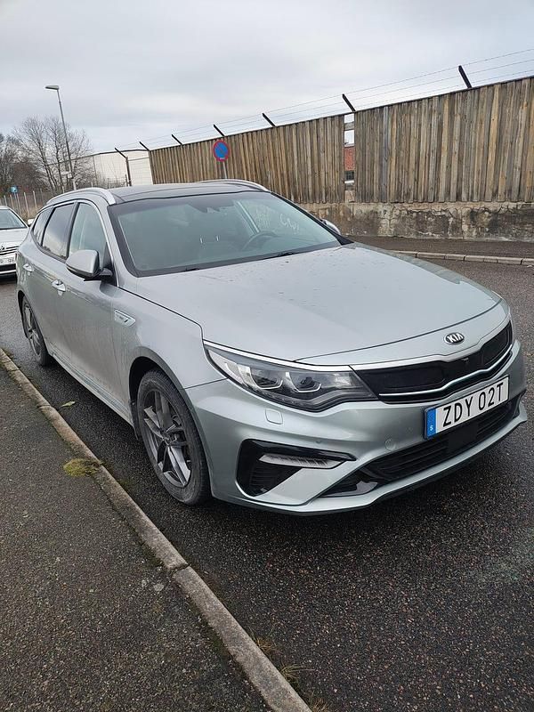 Begagnad 2019 Kia Optima Sport Kombi | 195 000 kr (Marknadspris) - Bild 1/4