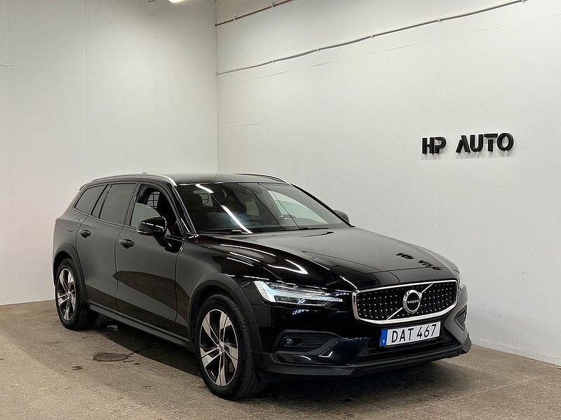 Svart Begagnad 2020 Volvo V60 CC Kombi | 354 800 kr (Lite dyr) - Bild 1/4