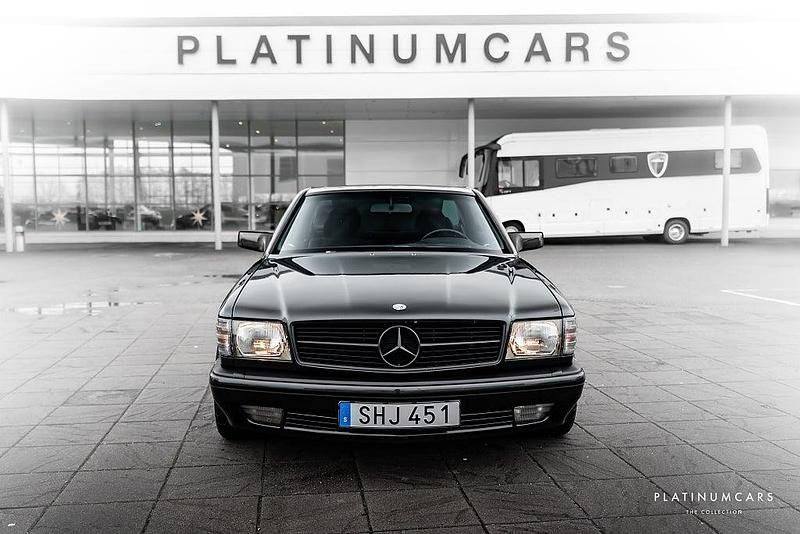 Begagnad Mercedes S500 252 HK (185 kW) 1991 Grå metallic Sedan