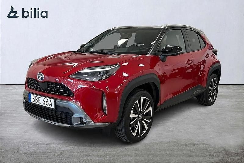Röd Begagnad 2021 Toyota Yaris Cross Edition SUV | 299 900 kr (Marknadspris) - Bild 1/3