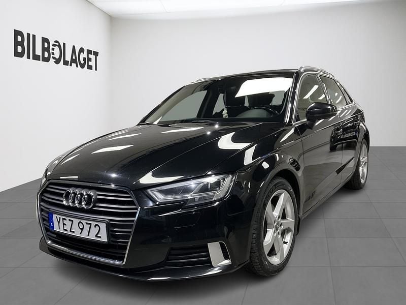 Begagnad Audi A3 Sport 112 HK (82 kW) 2016 Svart