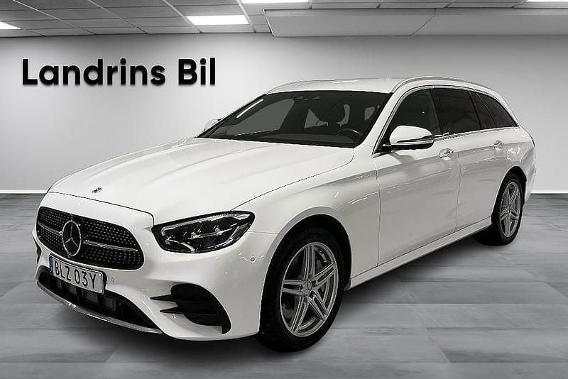 Vit Begagnad 2021 Mercedes E300 AMG line Kombi | 419 900 kr (Dyr) - Bild 1/4