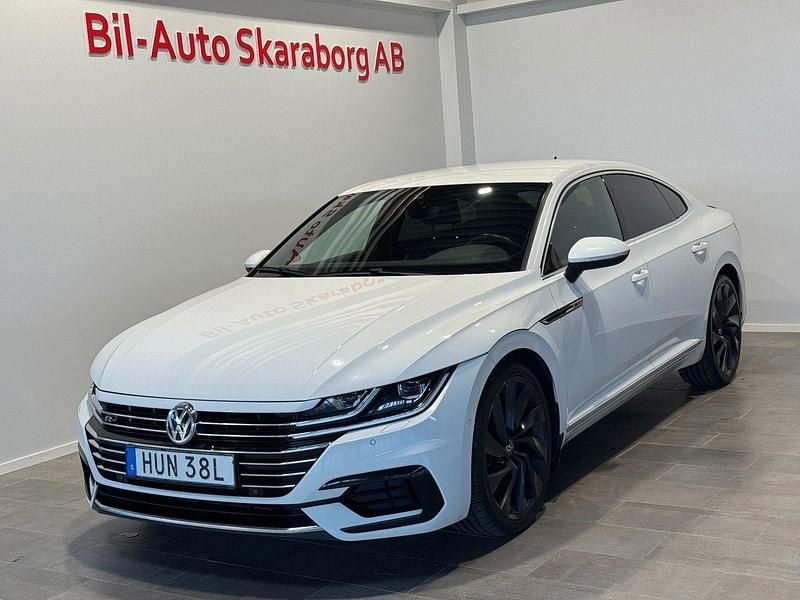 Vit Begagnad 2019 VW Arteon GT Halvkombi | 189 000 kr (Lite dyr) - Bild 1/4