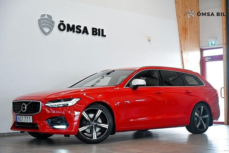 Röd Begagnad 2017 Volvo V90 R-Design Kombi | 269 800 kr (Marknadspris) - Bild 1/4
