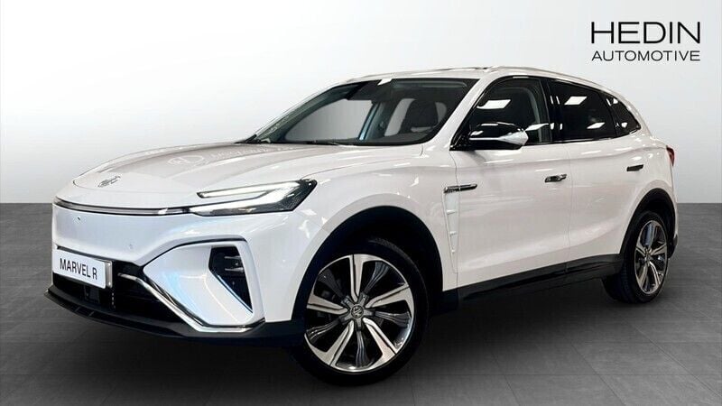 Vit (white) Begagnad 2021 MG Marvel R Performance SUV | 299 900 kr (Marknadspris) - Bild 1/4