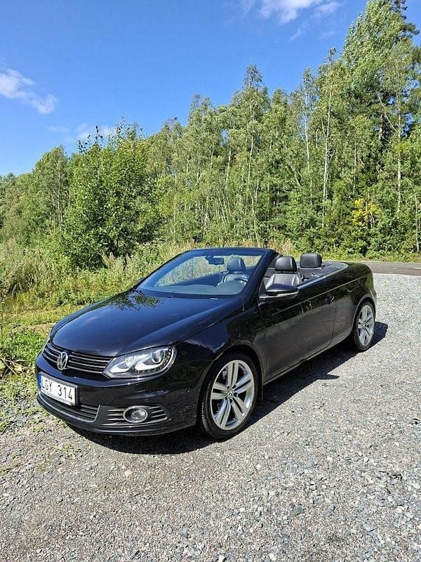 Svart Begagnad 2011 VW Eos Cab | 90 000 kr (Superpris) - Bild 1/4