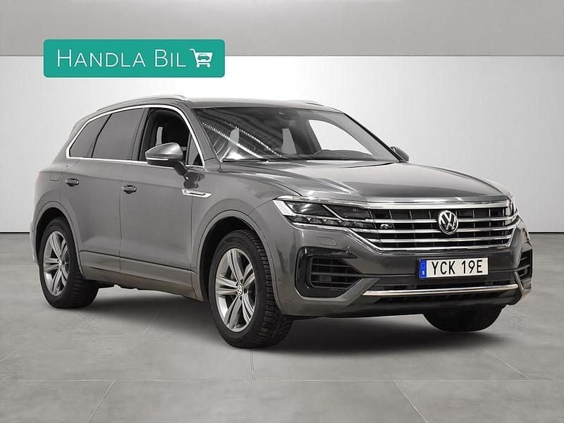 Begagnad VW Touareg 2019 Grå SUV