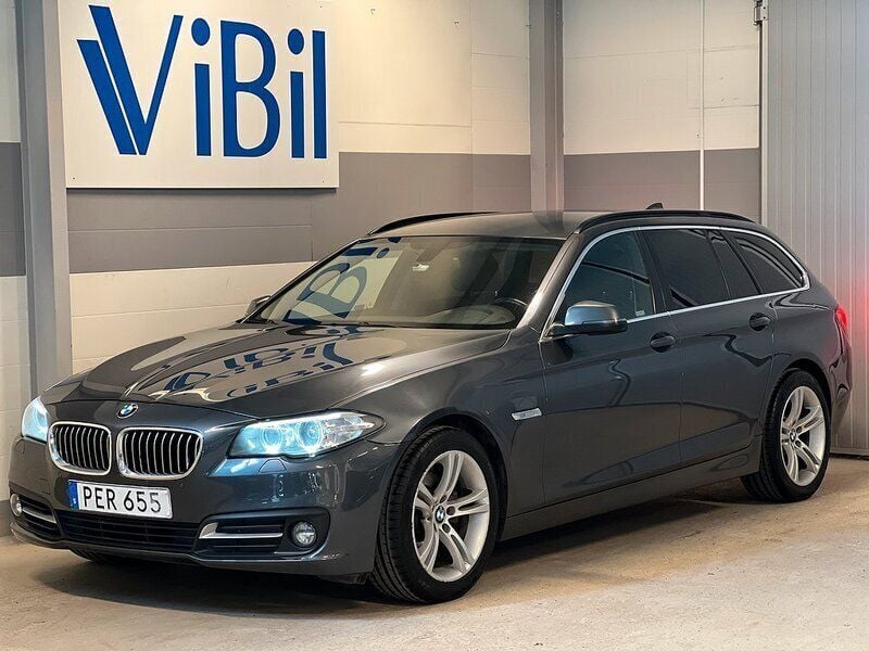 Grå Begagnad 2017 BMW 520 Kombi | 179 900 kr (Superpris) - Bild 1/4