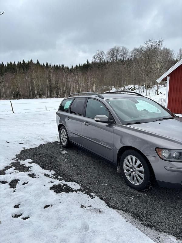 Begagnad Volvo V50 136 HK (100 kW) 2007 Kombi