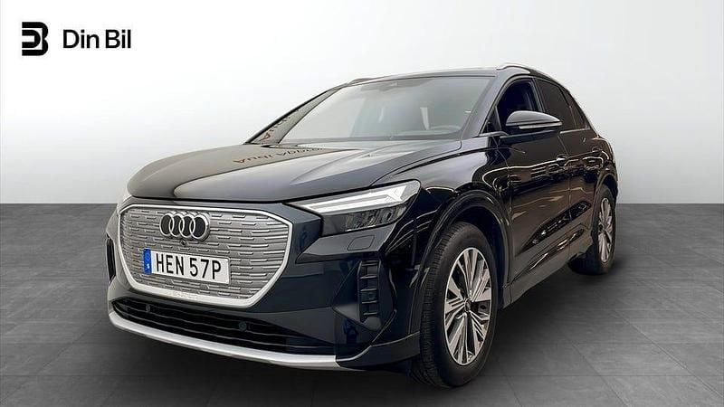 Svart Begagnad 2023 Audi Q4 e-tron Advanced Plus SUV | 449 000 kr (Marknadspris) - Bild 1/4